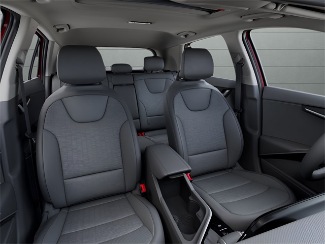 2025 Kia Niro SX Touring photo 13