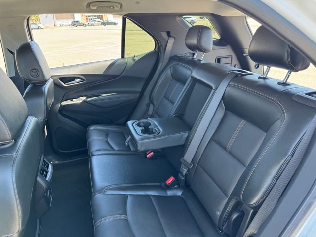 2023 Chevrolet Equinox Premier photo 17