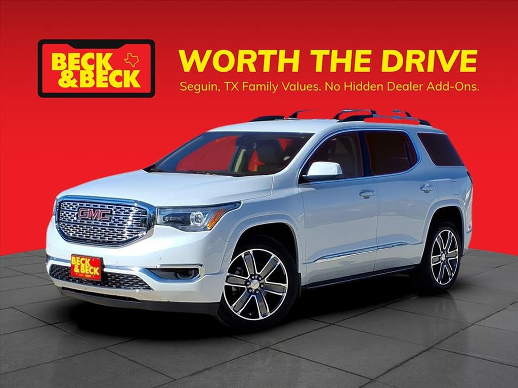 2017 GMC Acadia Denali's photo