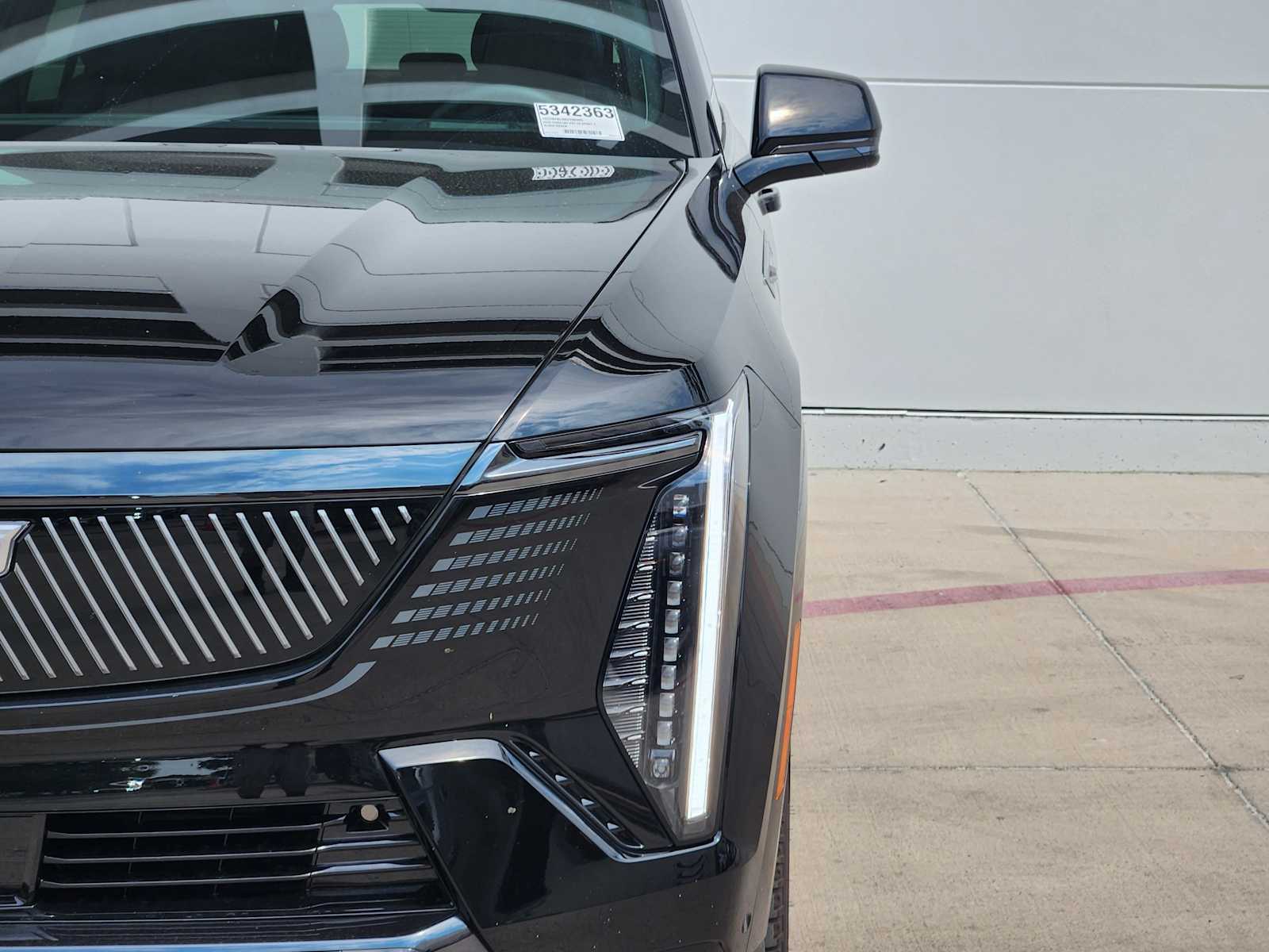 2025 Cadillac Escalade IQ Sport photo 6