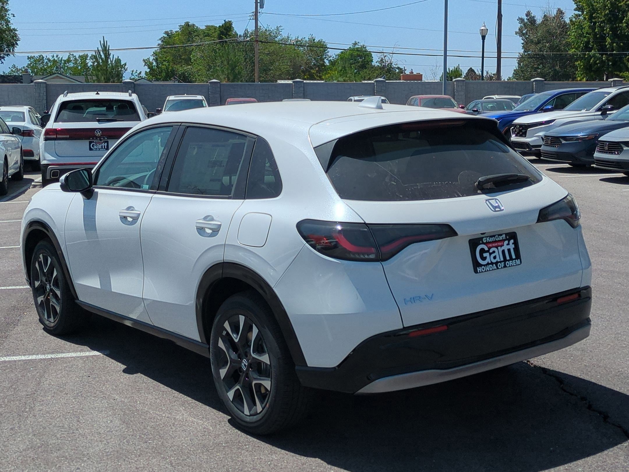 2026 Honda HR-V EX-L photo 5
