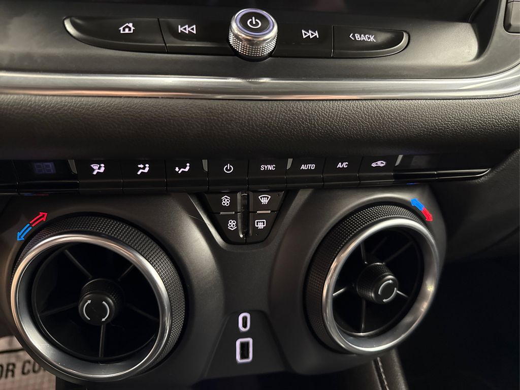 2023 Chevrolet Blazer 2LT photo 26