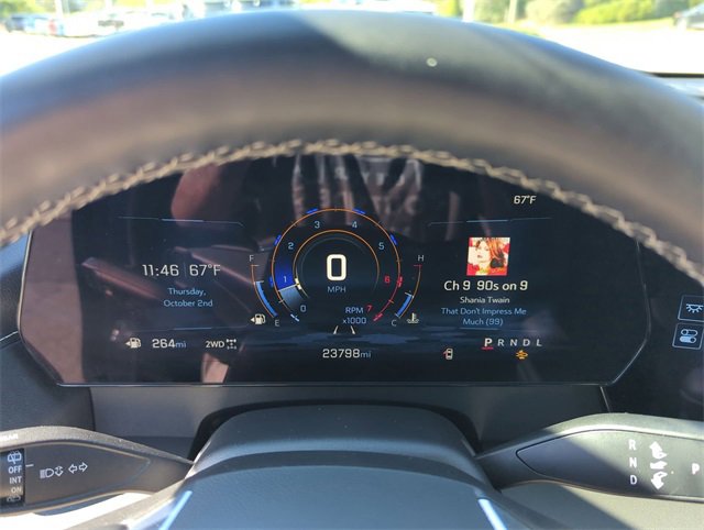 2025 Chevrolet Traverse photo 2