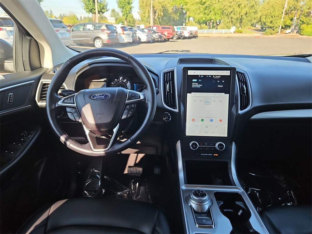 2023 Ford Edge SEL photo 22