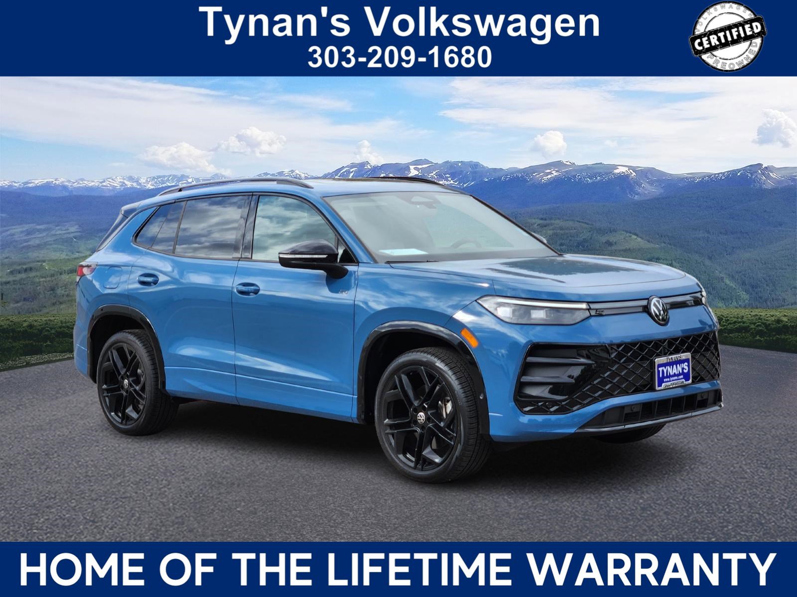 2025 Volkswagen Tiguan SE R-Line Black's photo