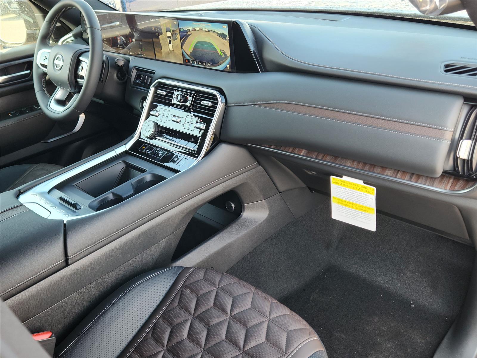 2025 Nissan Armada Platinum Reserve photo 13