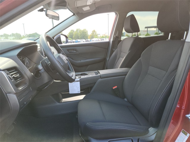 2026 Nissan Rogue S photo 4