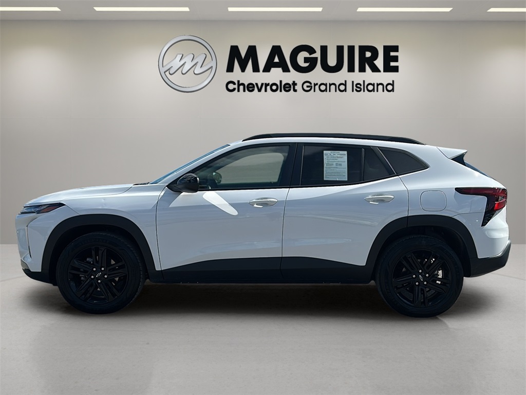 2024 Chevrolet Trax ACTIV photo 2