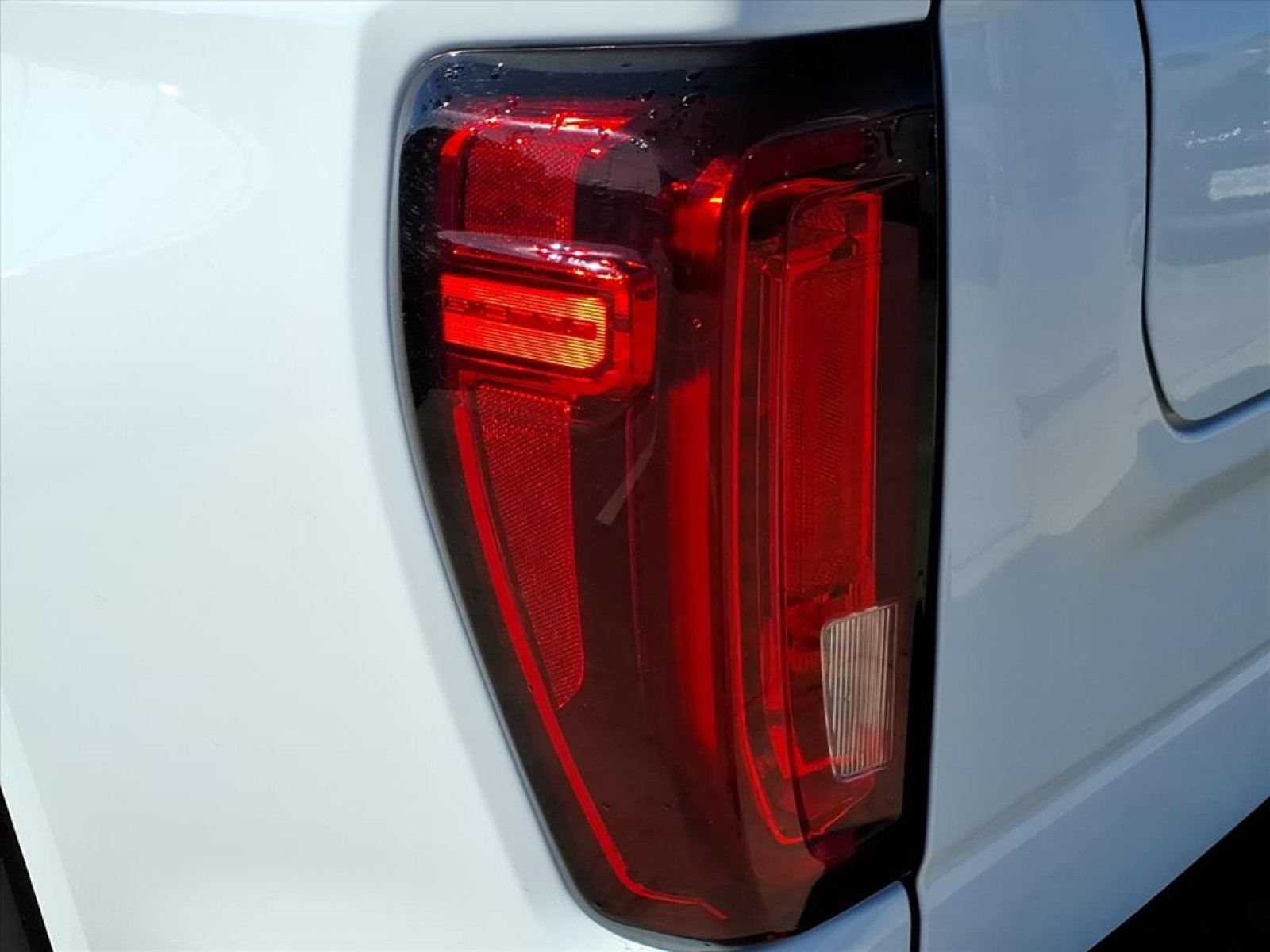 2022 GMC Sierra 1500 SLT Premium Plus Package White at Robbins Nissan