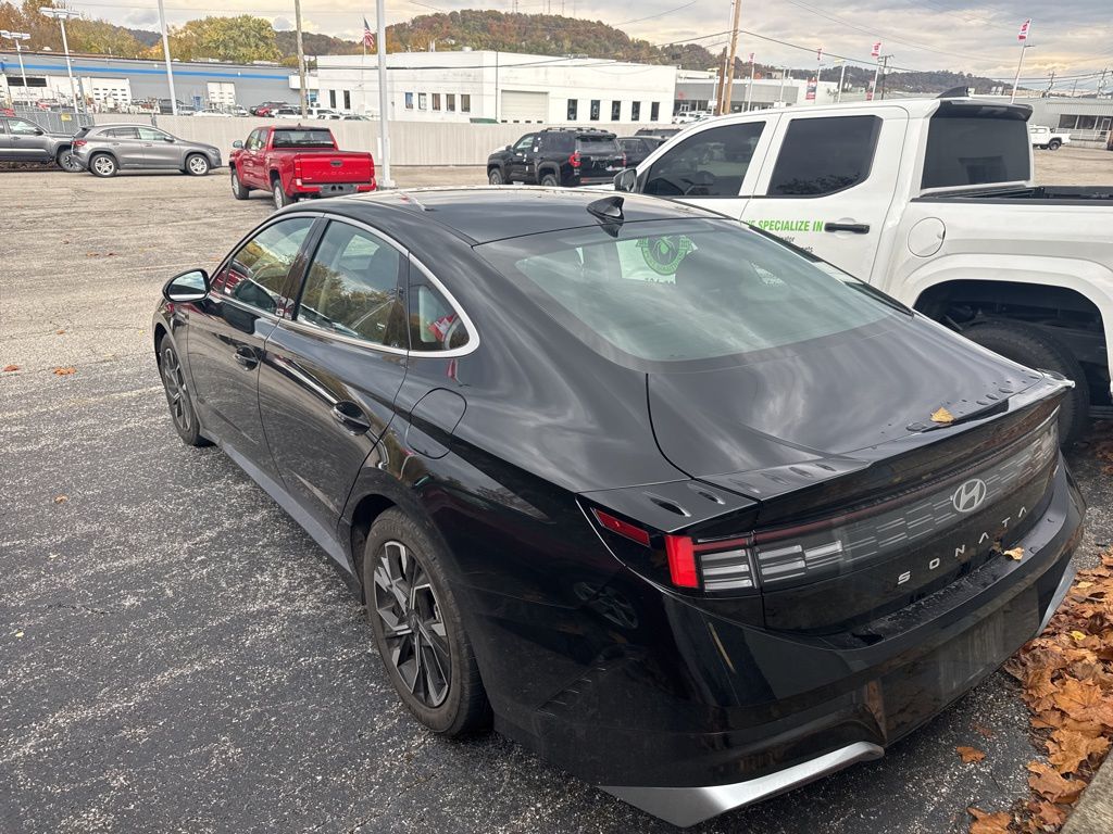 2024 Hyundai Sonata SEL photo 4