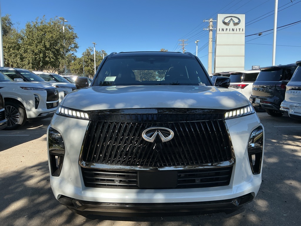 2026 Infiniti QX80 photo 2