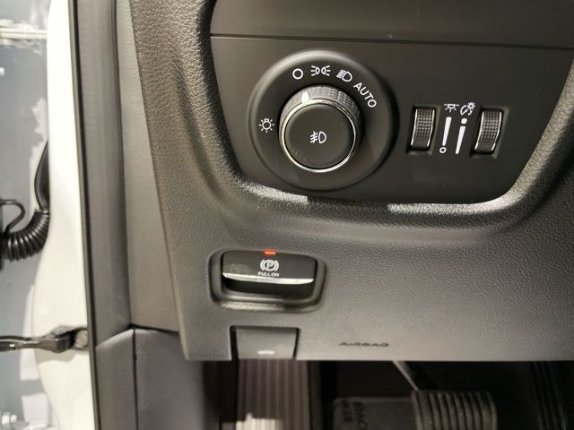 2025 Jeep Grand Cherokee Limited photo 38
