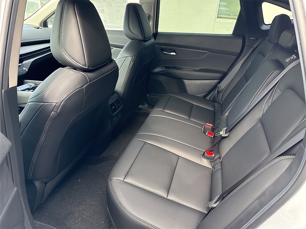 2025 Nissan Murano SV photo 10