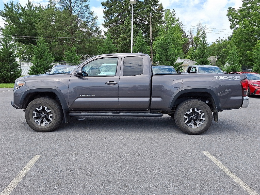 2019 Toyota Tacoma TRD Off-Road 4x4 Access Cab photo 7