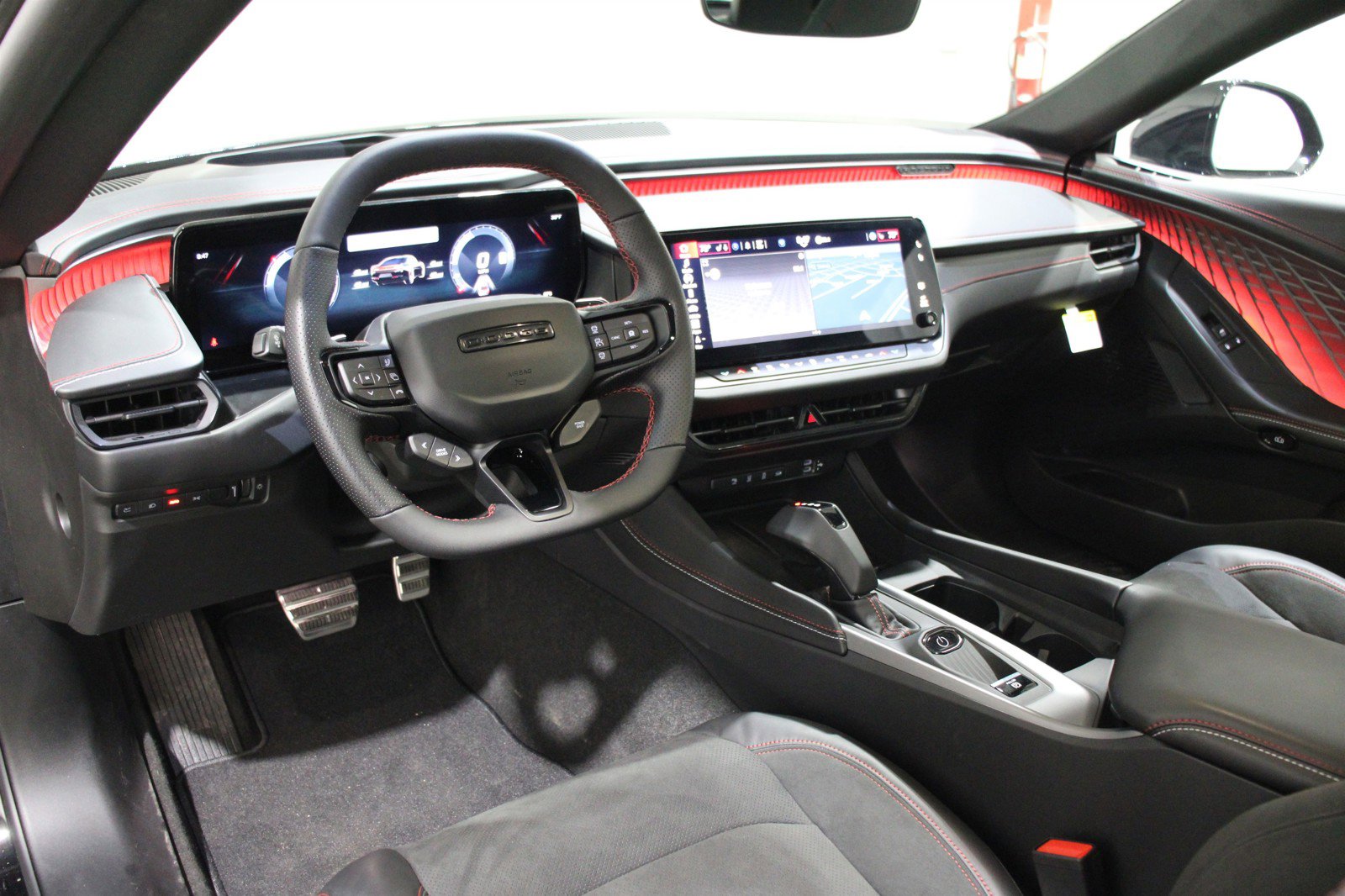 2024 Dodge Charger Daytona Scat Pack photo 2