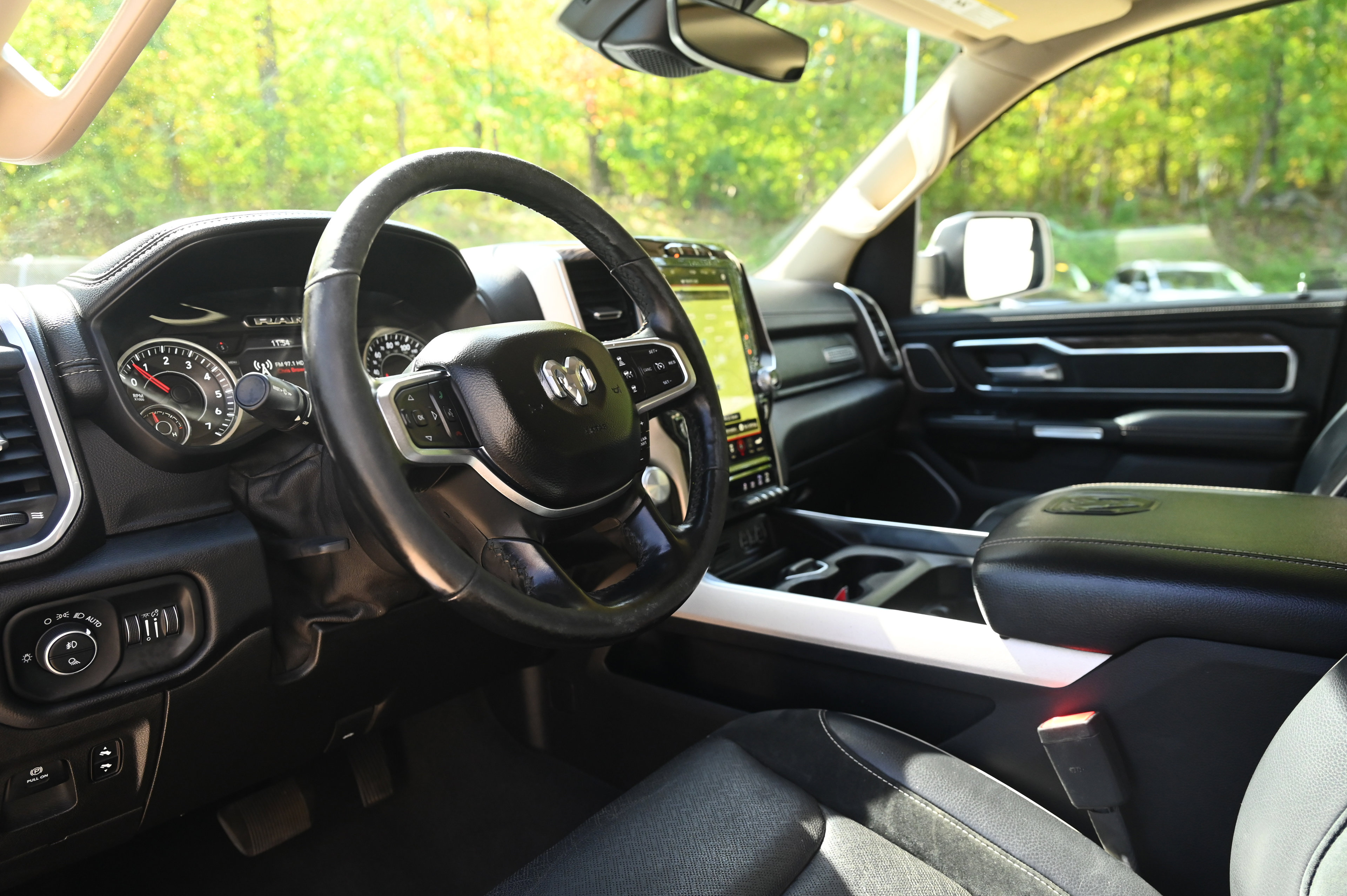 2019 Ram 1500 Laramie photo 14