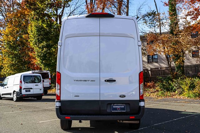 2023 Ford Transit photo 4