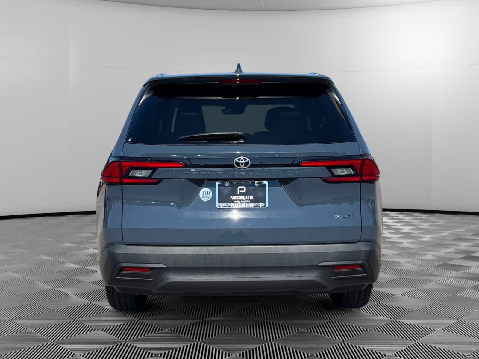 2025 Toyota Grand Highlander XLE photo 4