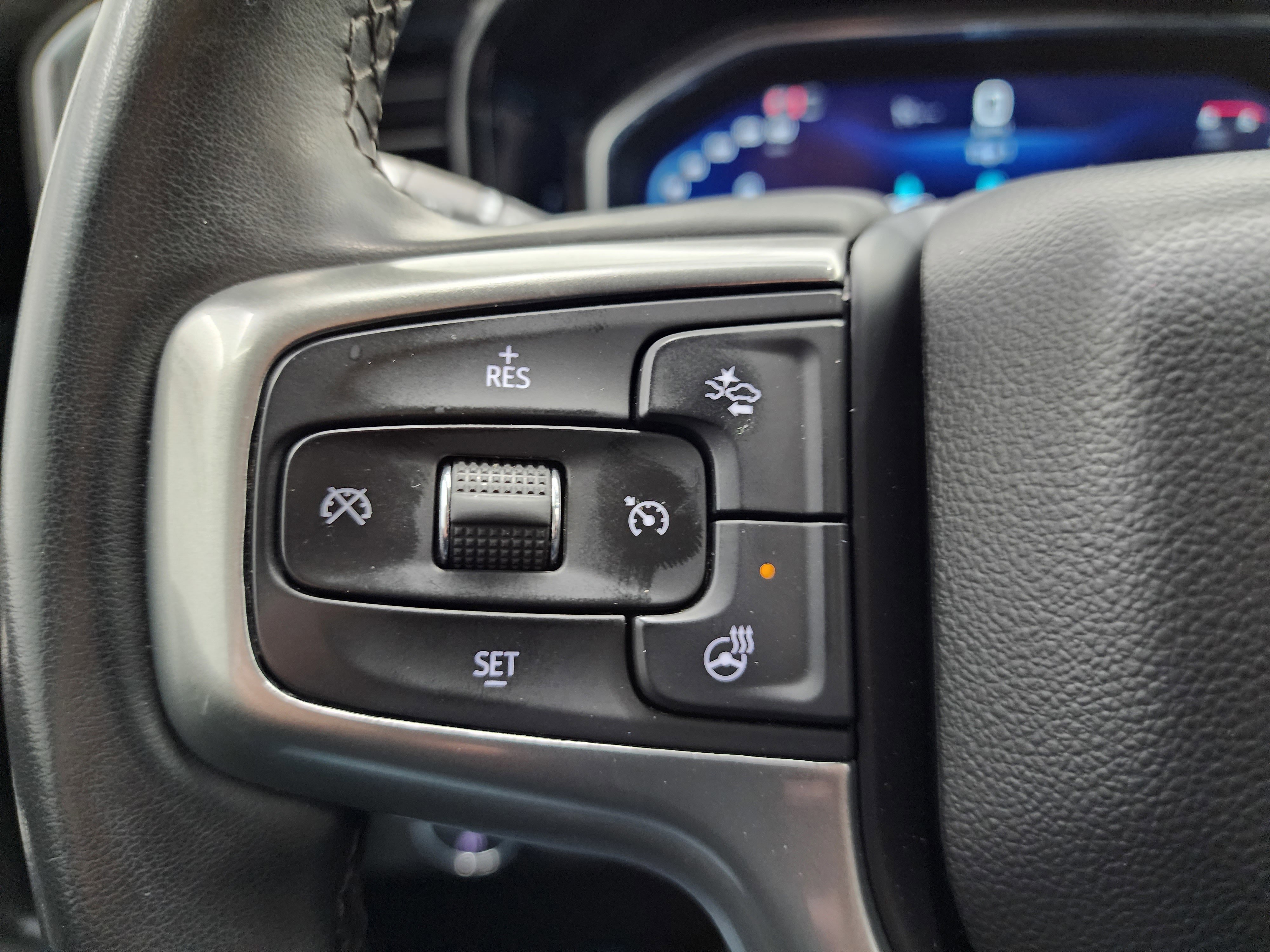 2024 Chevrolet Silverado 3500HD LT photo 3