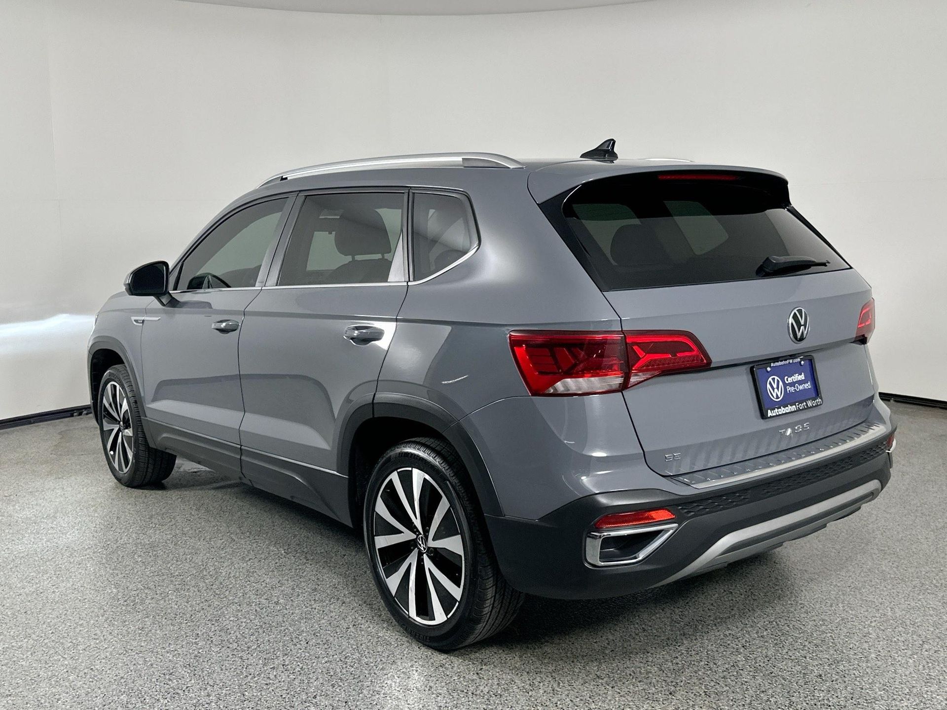 2022 Volkswagen Taos SE photo 6