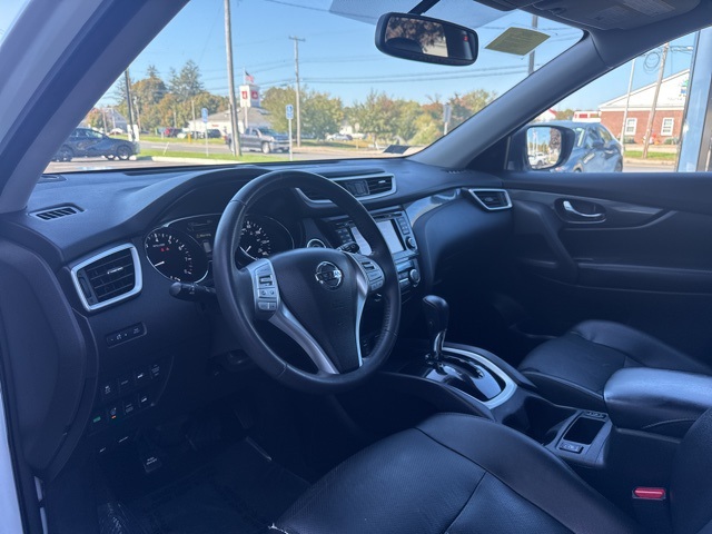 2016 Nissan Rogue SL photo 6