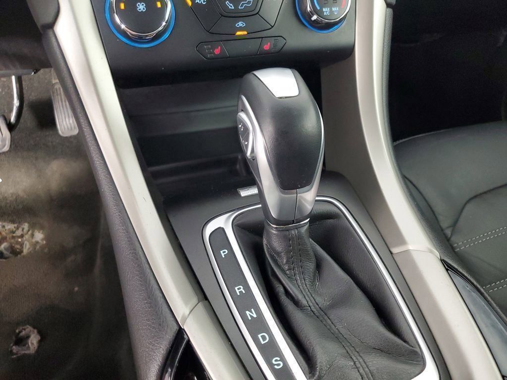 2014 Ford Fusion SE photo 15