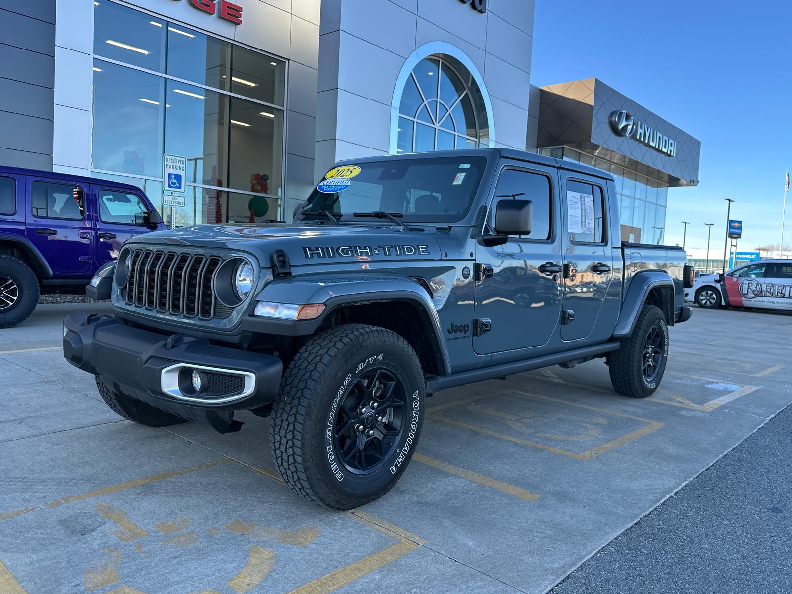 2025 Jeep Gladiator High Tide's photo