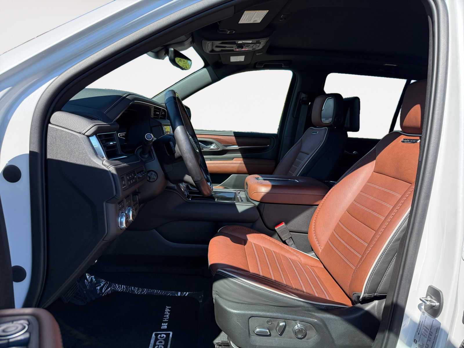 2023 Gmc Yukon Denali Ultimate photo 9