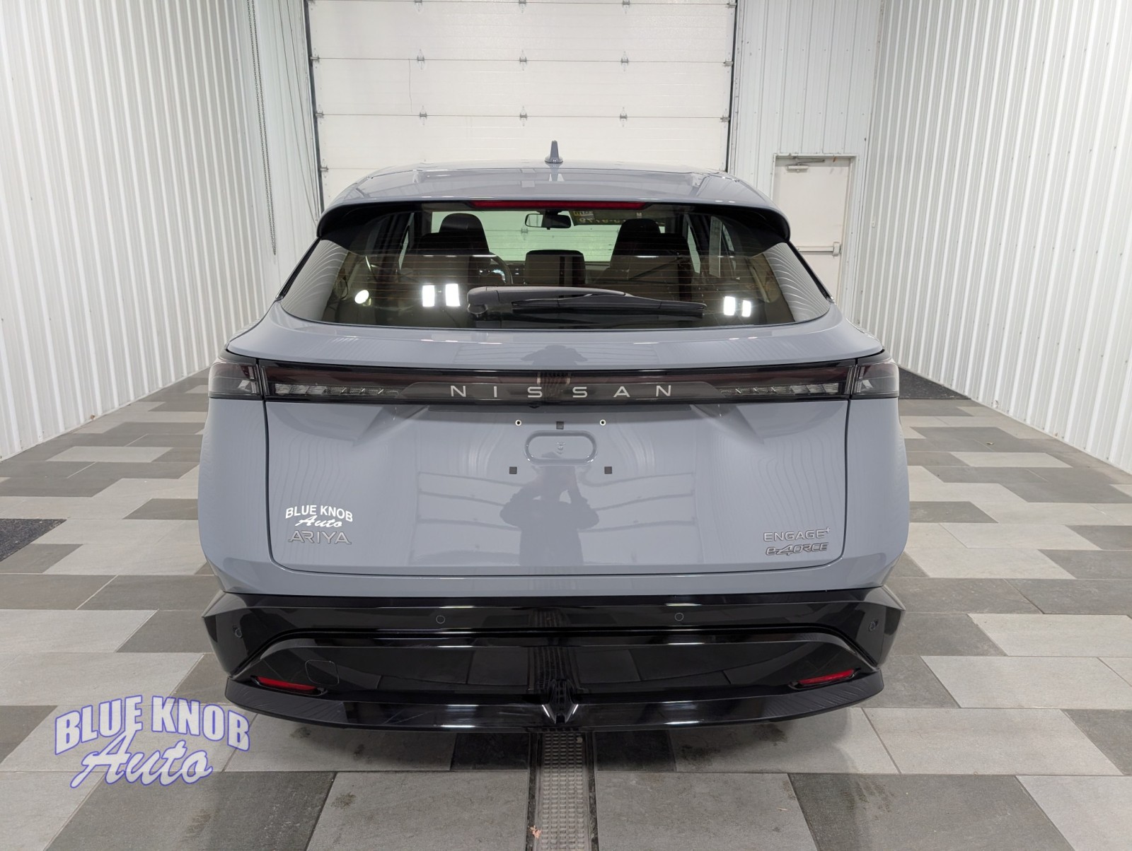 2024 Nissan ARIYA Engage Evolve+ Empower photo 3