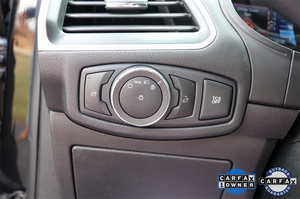 2023 Ford Edge SEL photo 18