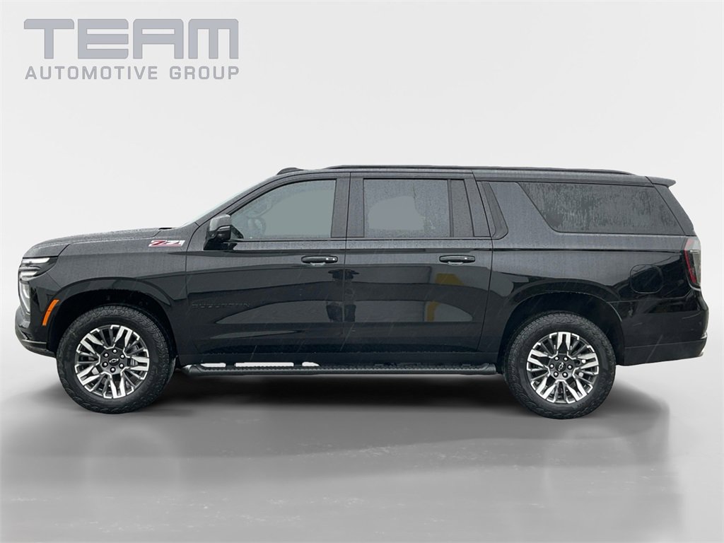 2026 Chevrolet Suburban Z71 photo 2