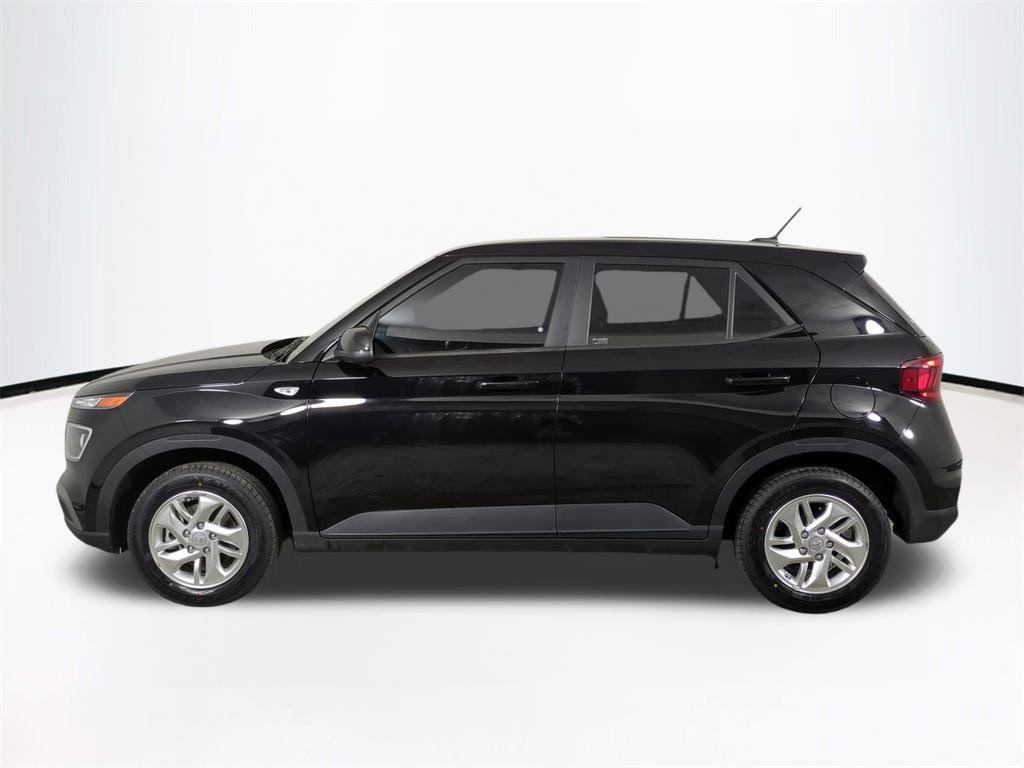 2024 Hyundai Venue SE photo 5
