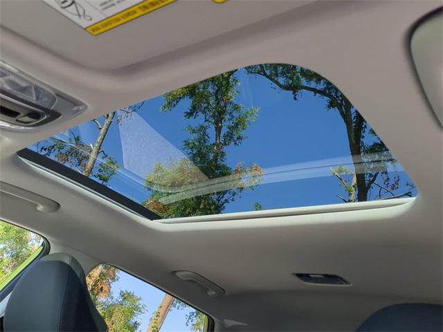 2024 Hyundai Kona Limited photo 21