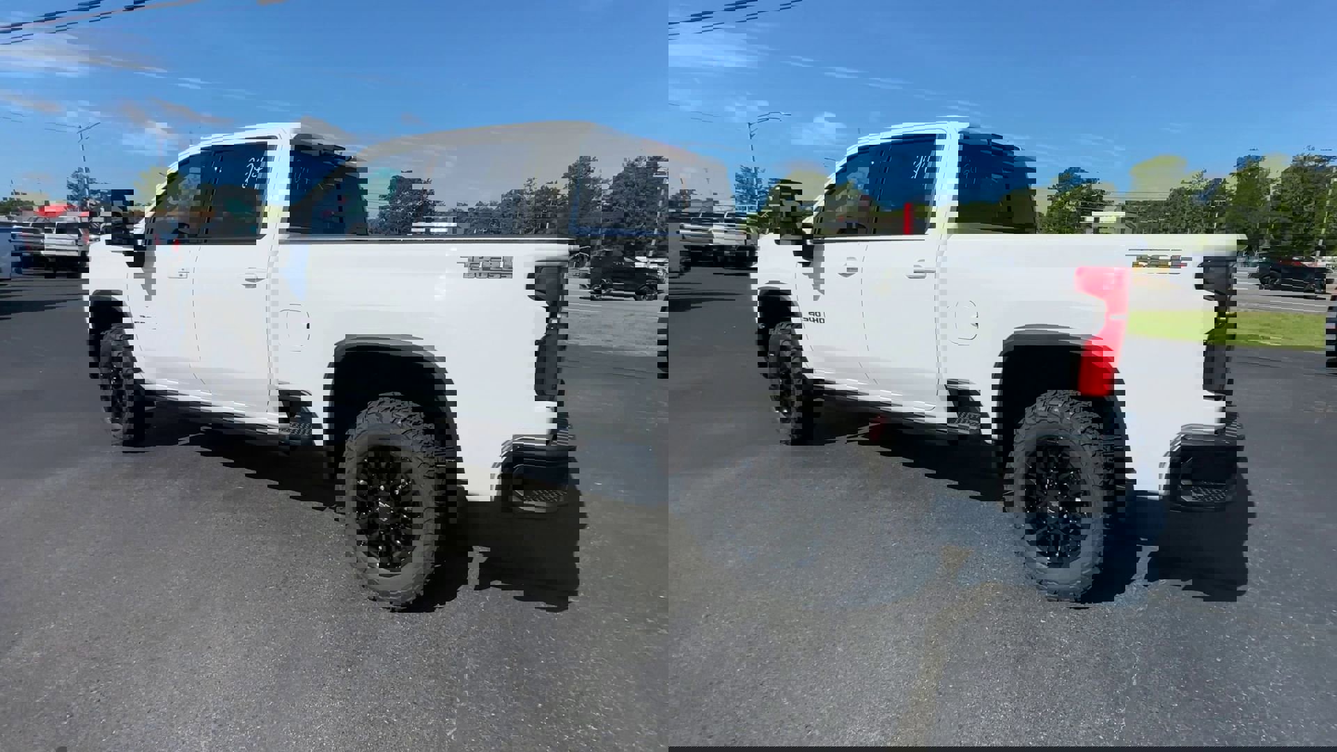 2025 Chevrolet Silverado 2500HD LTZ photo 5