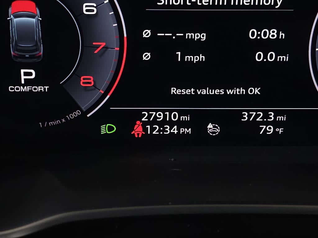 2020 Audi Q3 S line Premium Plus photo 21