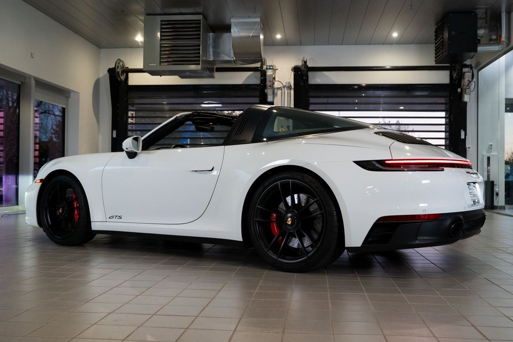 2023 Porsche 911 GTS