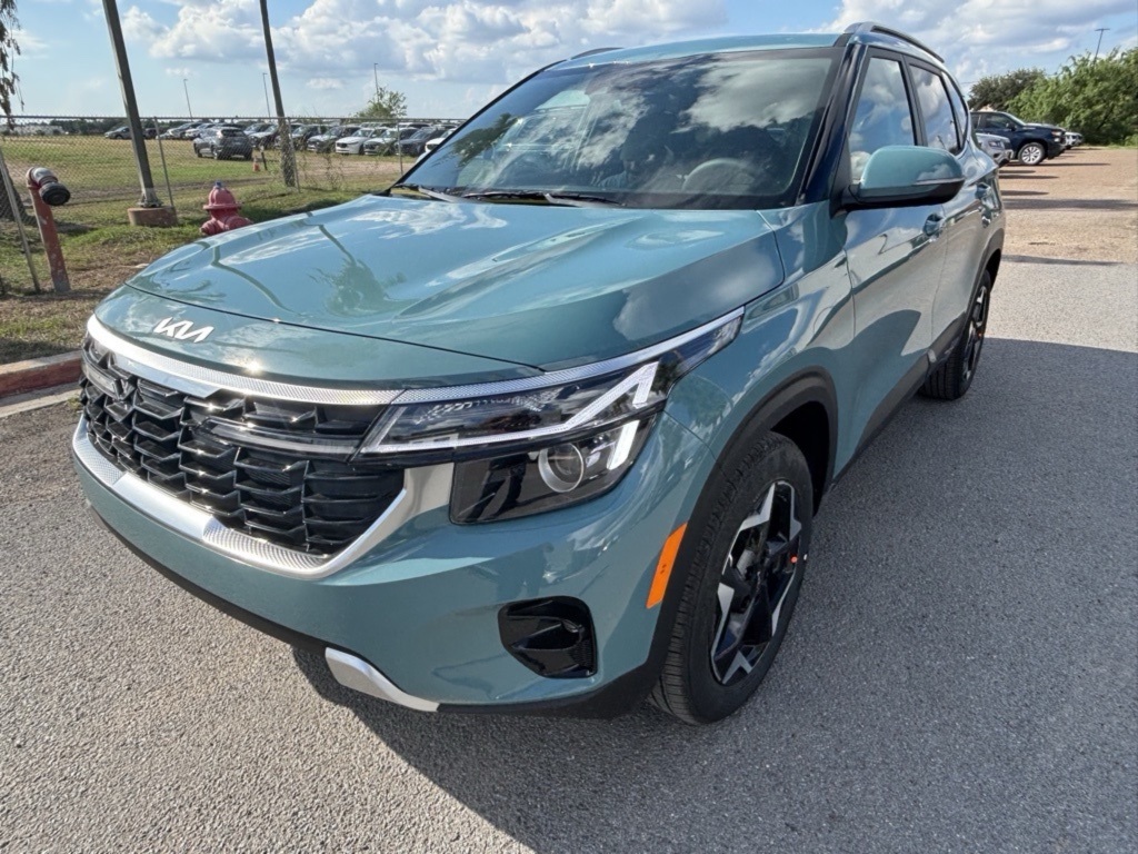 2026 Kia Seltos EX photo 3