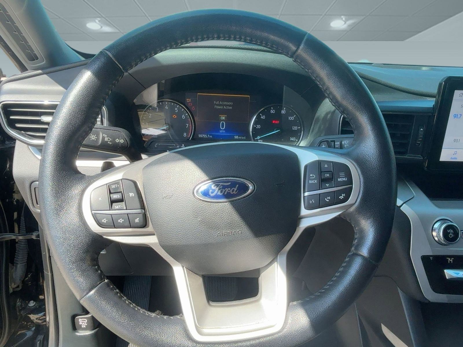 2020 Ford Explorer XLT photo 6