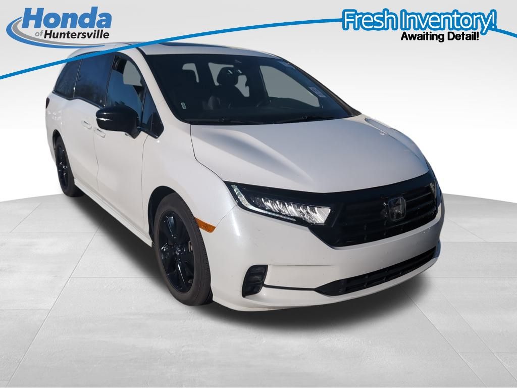 2024 Honda Odyssey Sport's photo