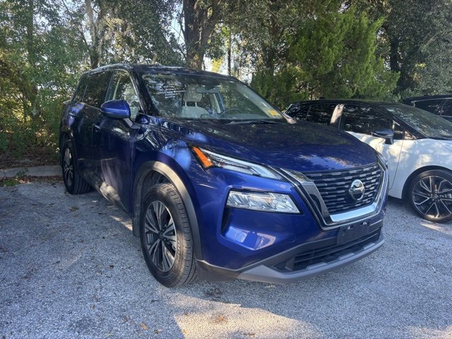 2021 Nissan Rogue SV photo 2