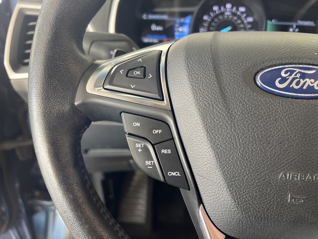 2018 Ford Edge SEL photo 6