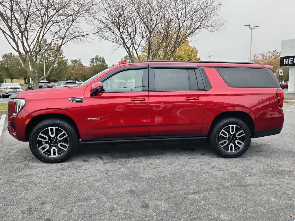 2023 Gmc Yukon XL AT4 photo 4