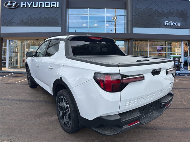 2024 Hyundai Santa Cruz Limited photo 3