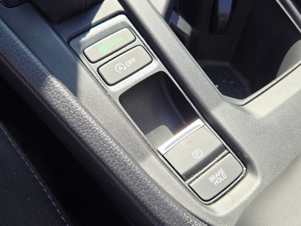 2025 Honda Accord SE photo 21