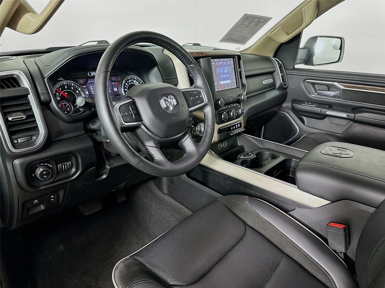 2020 Ram 1500 Laramie photo 9