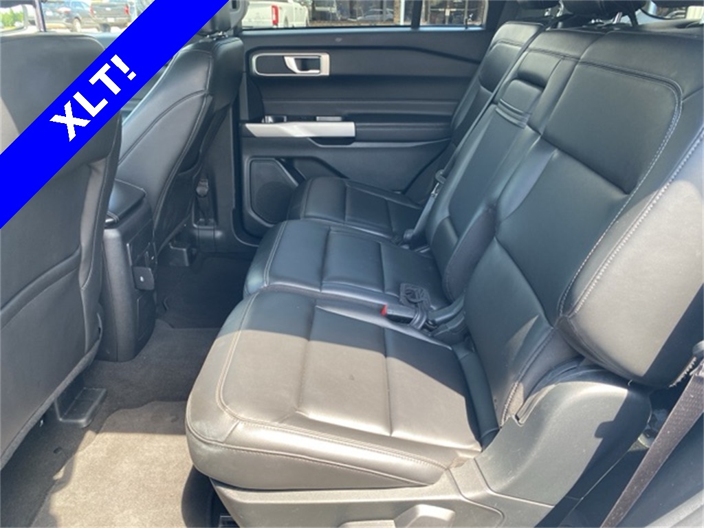 2024 Ford Explorer XLT photo 7
