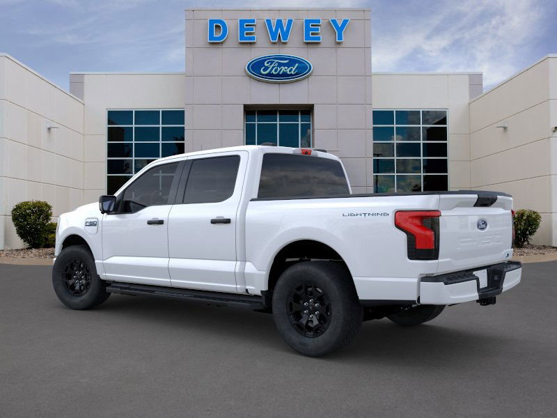 2025 Ford F-150 Lightning XLT photo 4