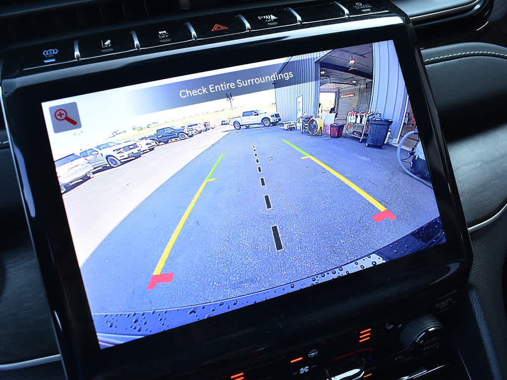 2023 Jeep Cherokee 4xe photo 20