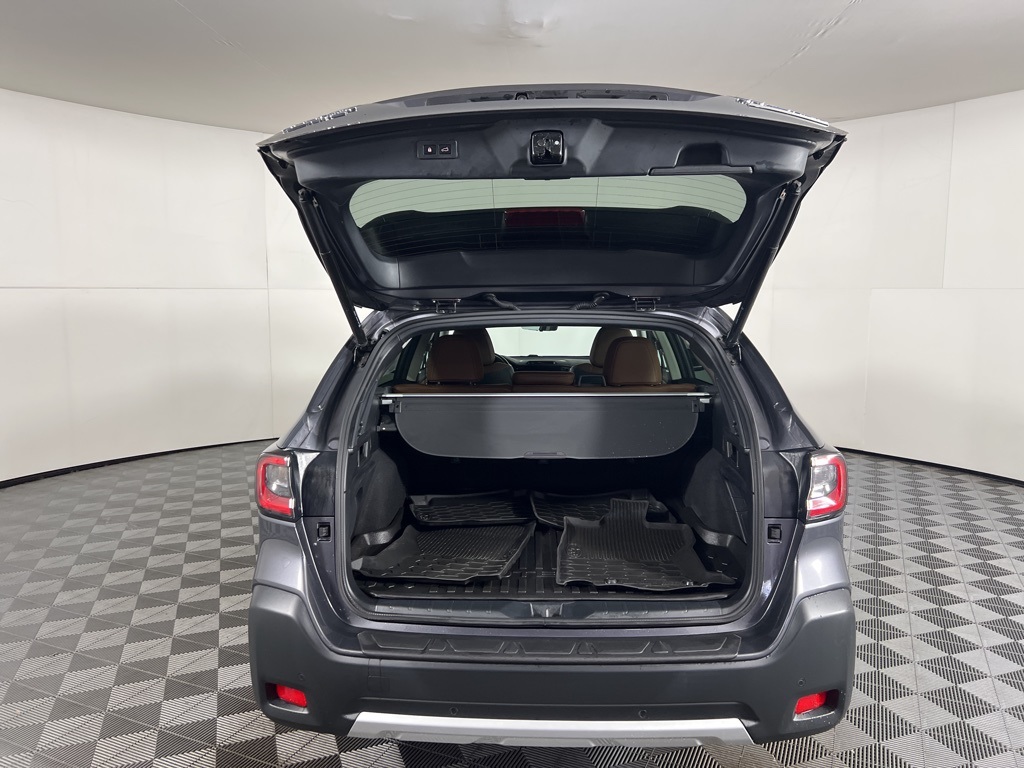 2023 Subaru Outback Touring XT photo 4