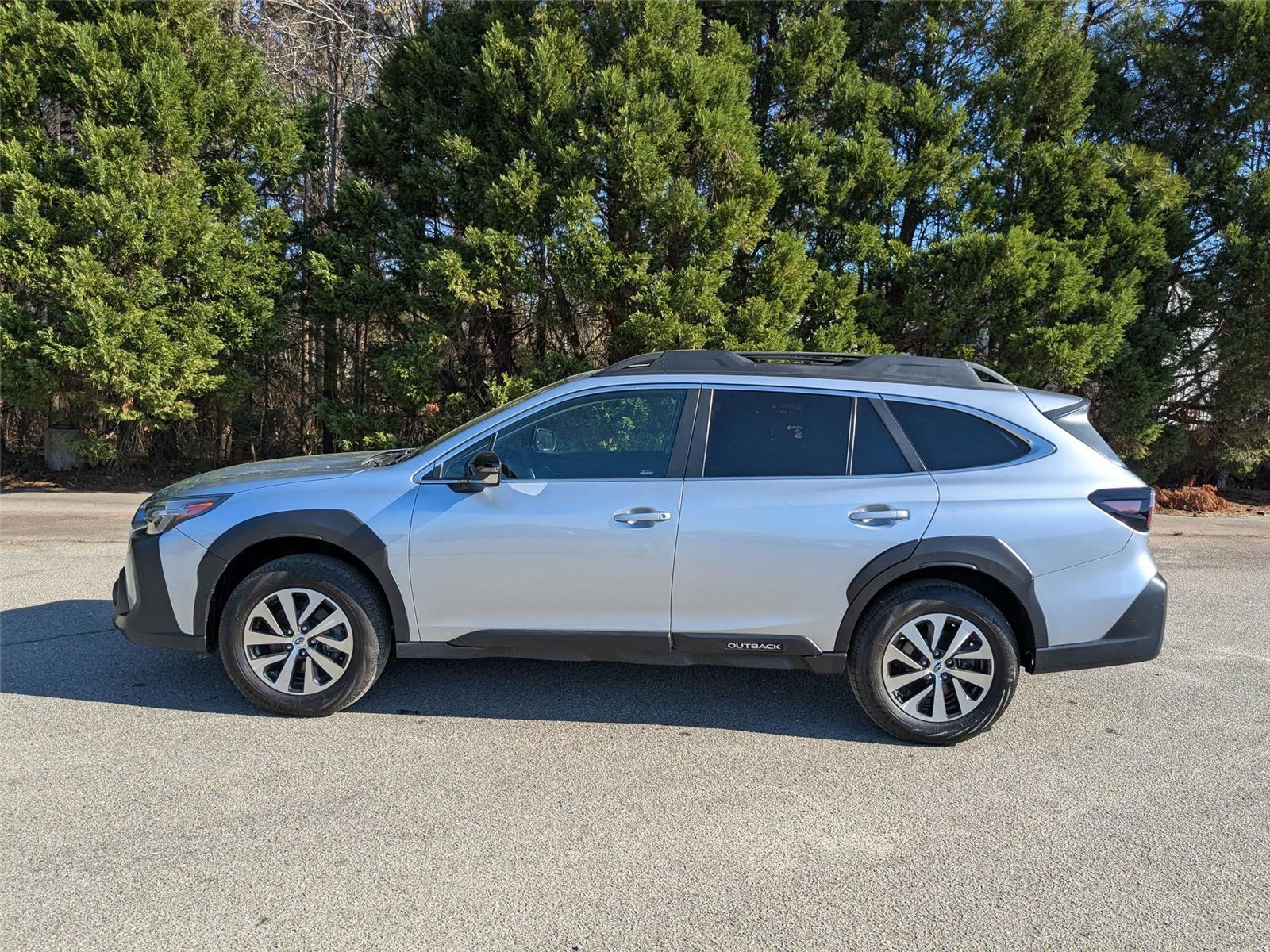 2023 Subaru Outback Premium photo 8